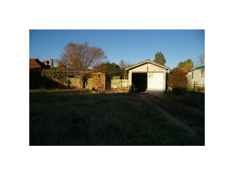 13 Brougham Street, Cowra NSW 2794