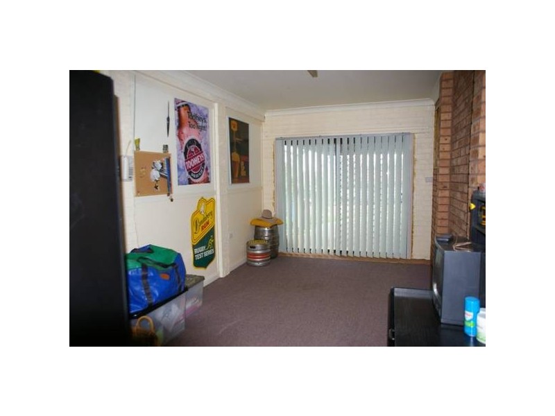 40 Nambucca Circuit, Cowra NSW 2794