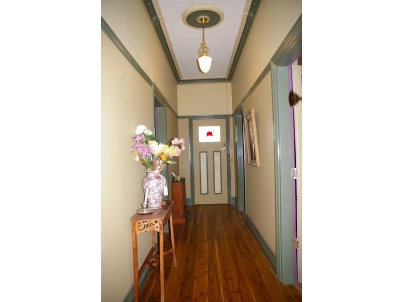 11 Saje Court, Cowra NSW 2794