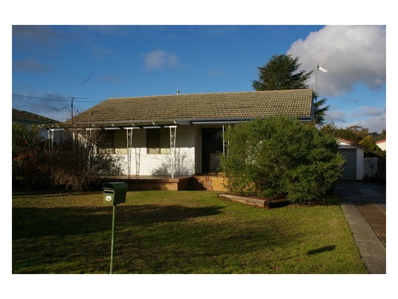 15 Cooyal Street, Cowra NSW 2794