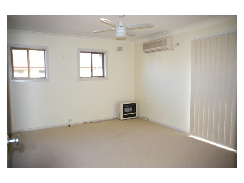 15 Cooyal Street, Cowra NSW 2794