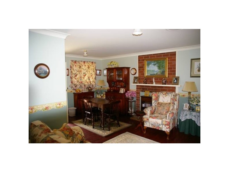 40 Carrington Street, Woodstock NSW 2793