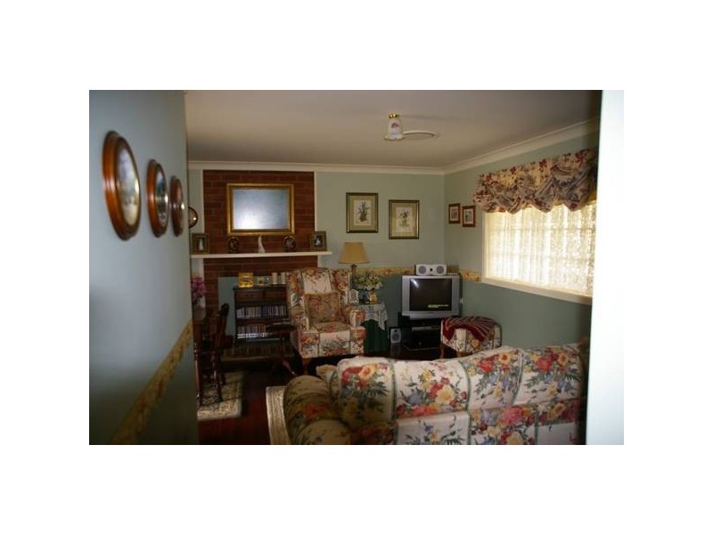 40 Carrington Street, Woodstock NSW 2793