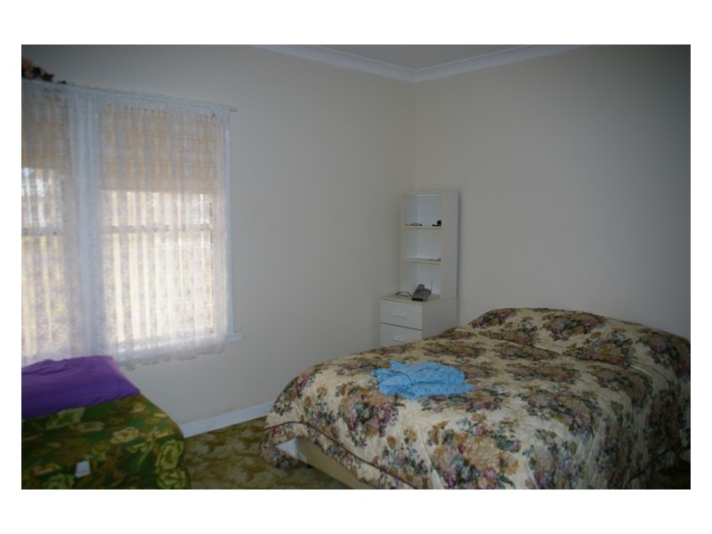 13 Thomas Street, Cowra NSW 2794