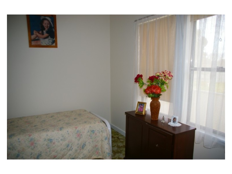 13 Thomas Street, Cowra NSW 2794