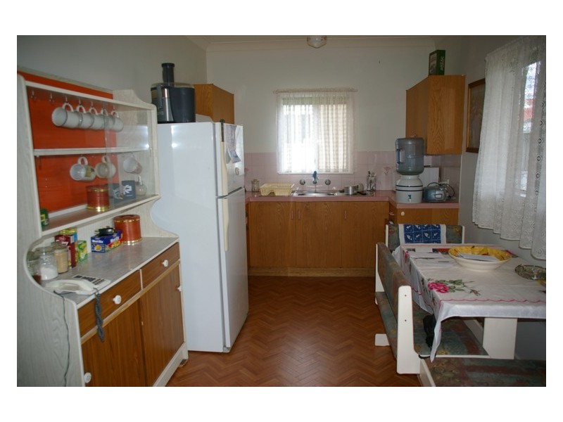 13 Thomas Street, Cowra NSW 2794