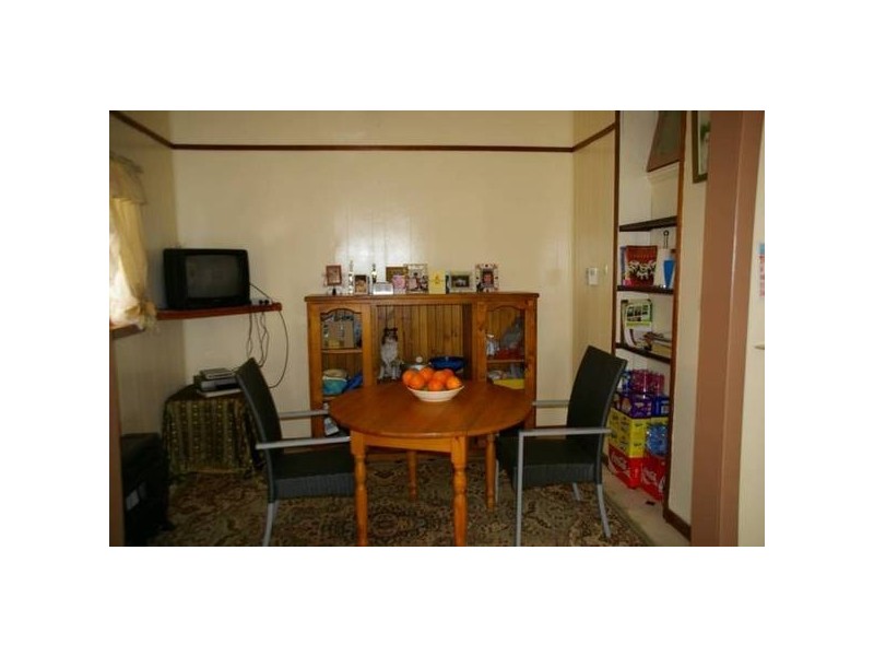 2 Parkes Street, Cowra NSW 2794