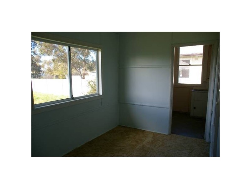 29 Fitzroy Avenue, Cowra NSW 2794