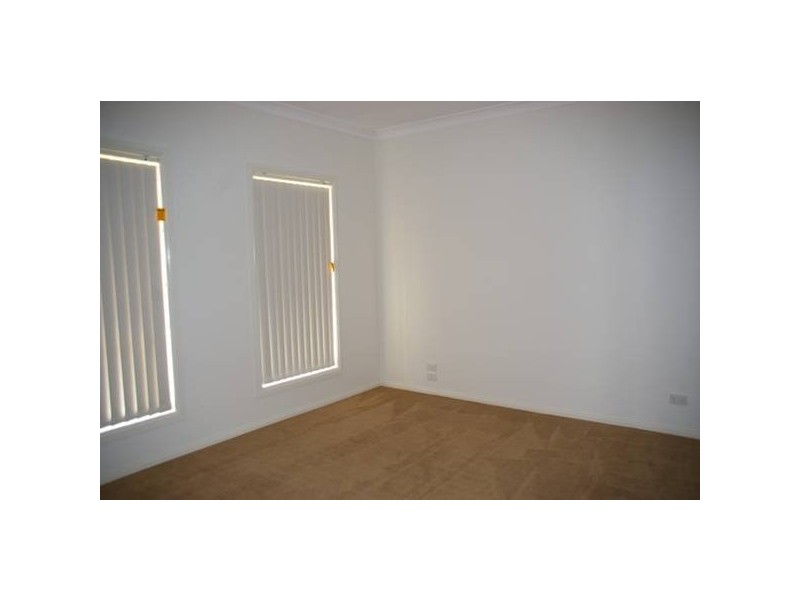 Unit 2/ Cnr Amie & Binni Streets, Cowra NSW 2794