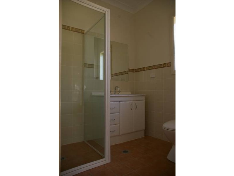 Unit 3/ Cnr Amie & Binni Streets, Cowra NSW 2794