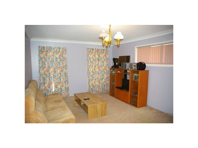 29 Kibbler Street, Cowra NSW 2794