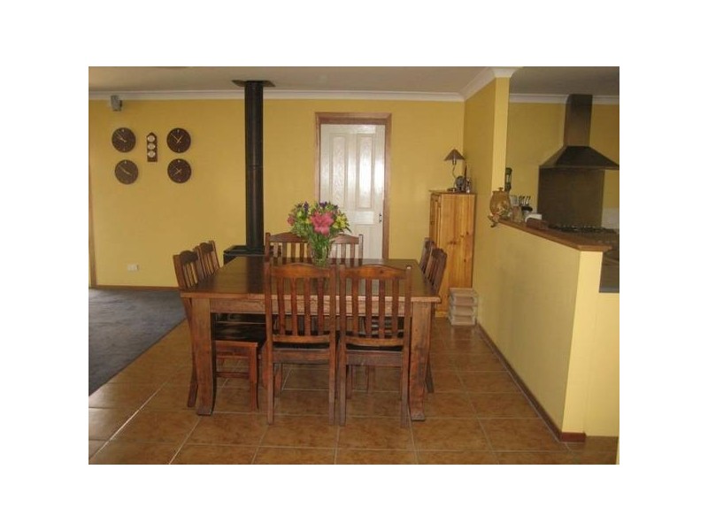 17 River Park Road, Cowra NSW 2794