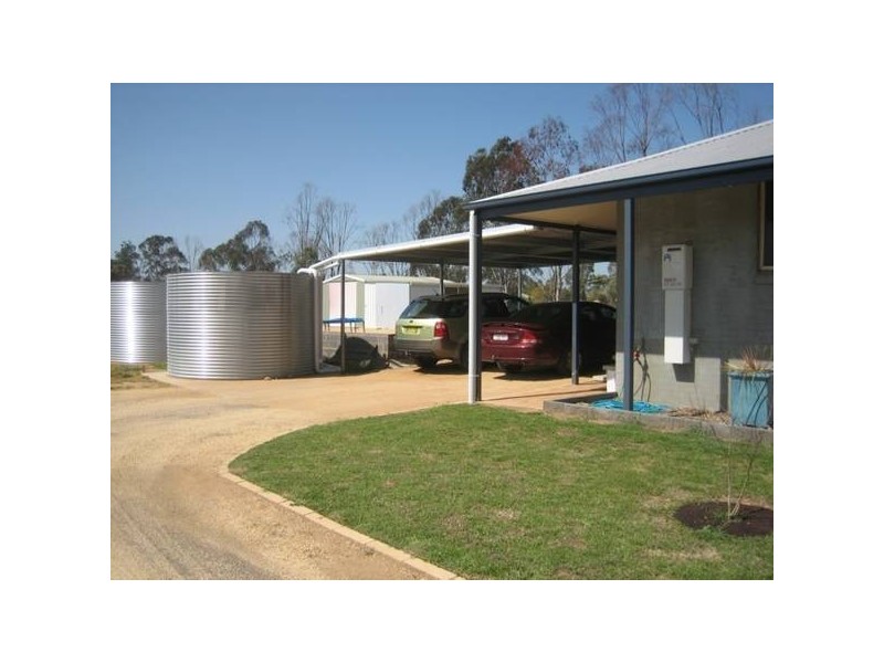 17 River Park Road, Cowra NSW 2794