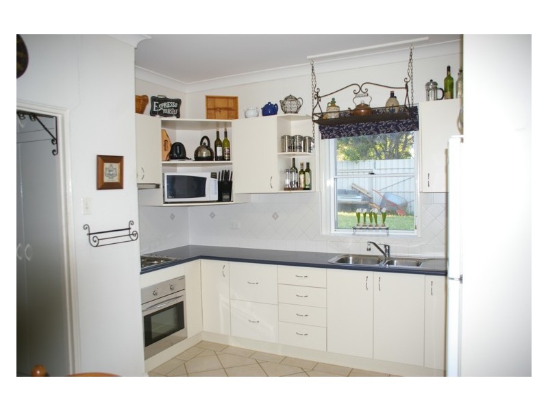 23 Liverpool Street, Cowra NSW 2794