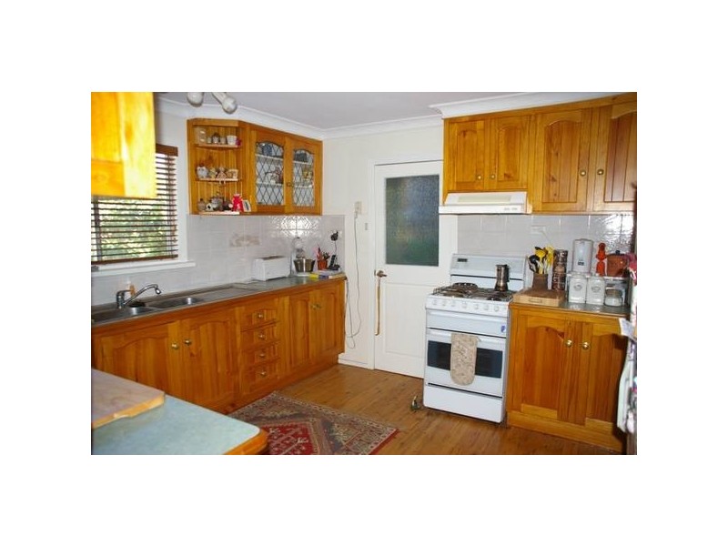 34 Lachlan Street, Cowra NSW 2794