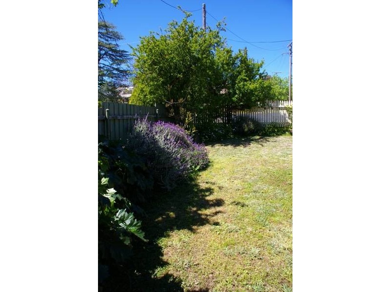 34 Lachlan Street, Cowra NSW 2794
