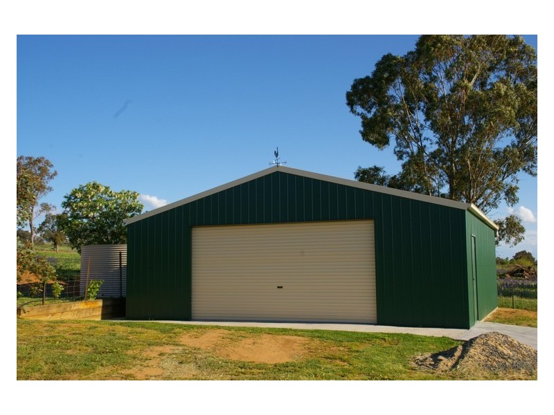 8 Gower Hardy Circuit, Cowra NSW 2794