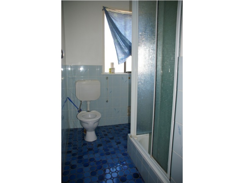 2 Wollowra Street, Cowra NSW 2794