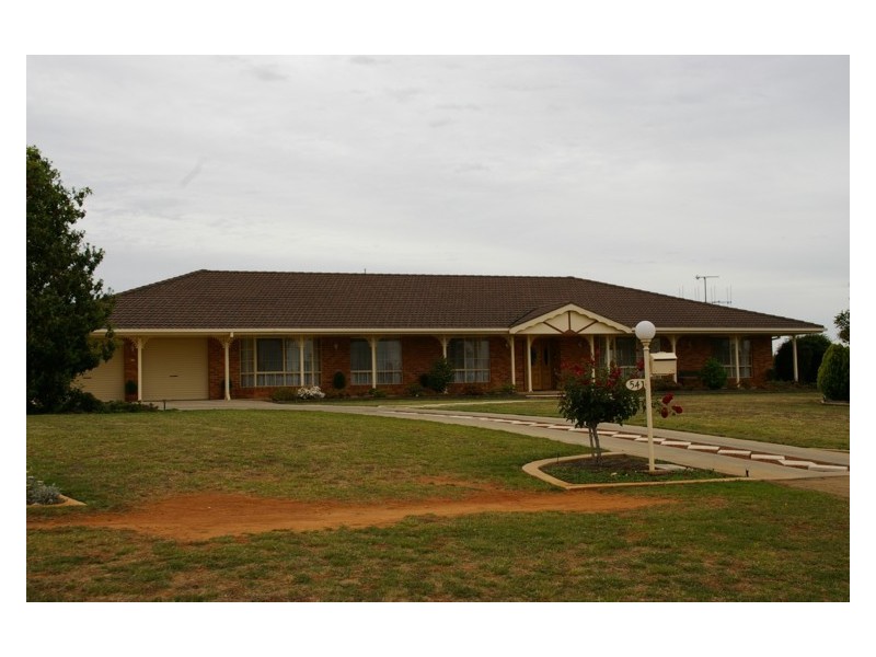 54 Cowra Road, Cowra NSW 2794