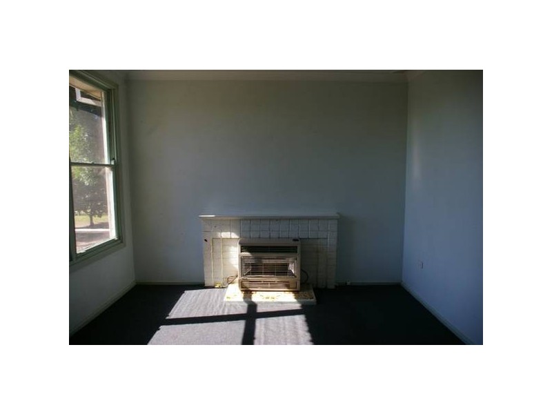 18 Fitzroy Avenue, Cowra NSW 2794