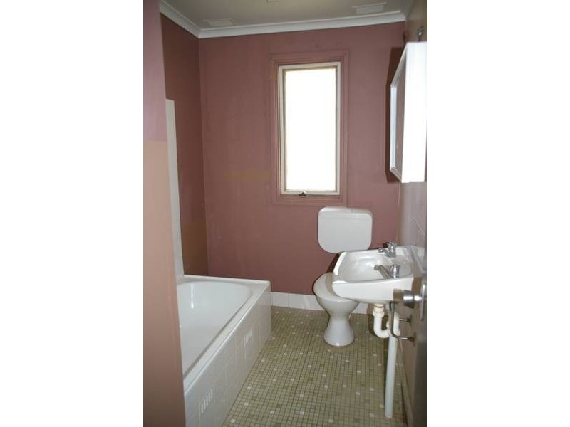 25 Jindalee Circuit, Cowra NSW 2794