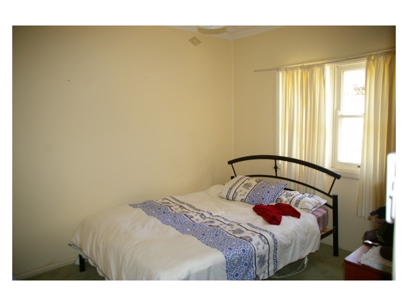 75 Macquarie Street, Cowra NSW 2794