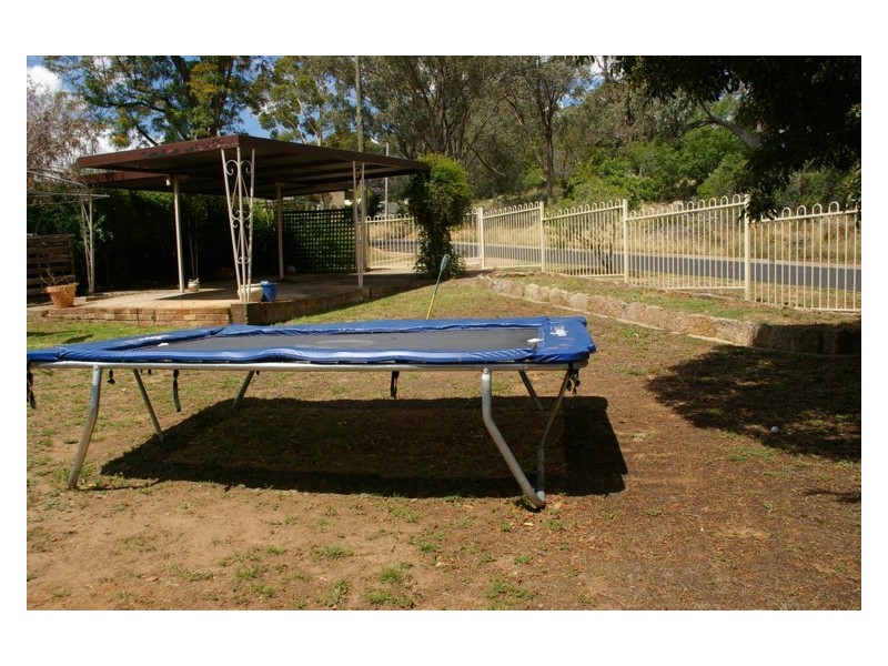 75 Macquarie Street, Cowra NSW 2794