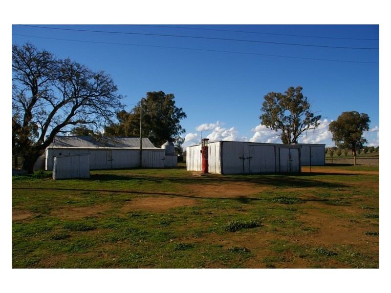 161 Elouera Road, Cowra NSW 2794