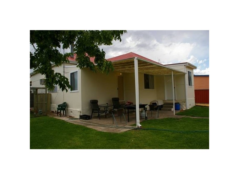 63 Fitzroy Avenue, Cowra NSW 2794