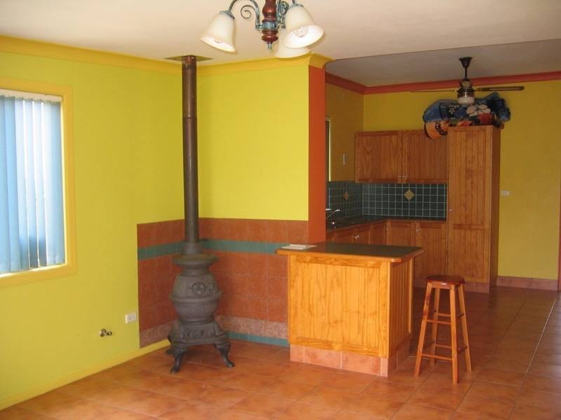 9 Victor Street, Cowra NSW 2794