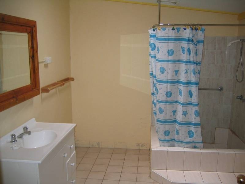 9 Victor Street, Cowra NSW 2794