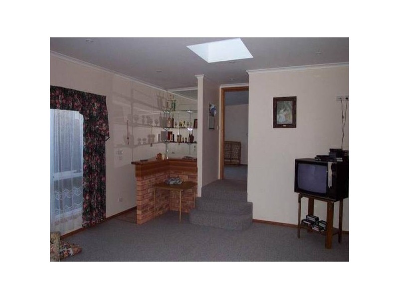 10 Barnett STREET, Crayfish Creek TAS 7321