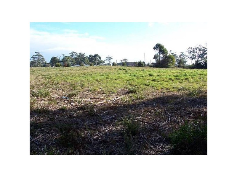 * Trowutta ROAD, Smithton TAS 7330