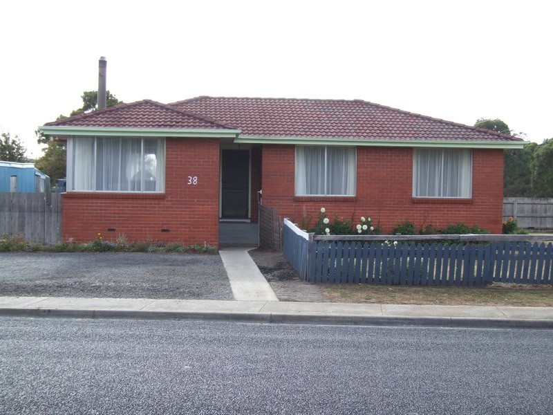 38 Grant Street, Smithton TAS 7330