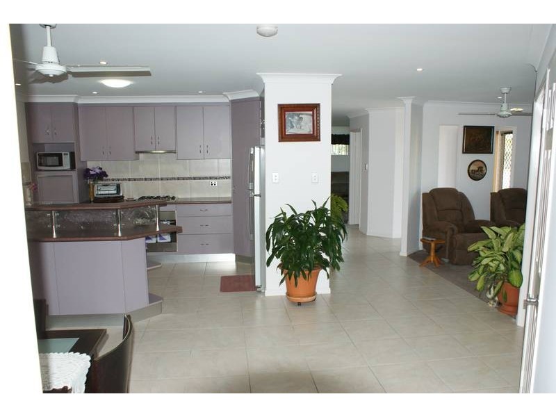 6 Grasstree Beach Road, Grasstree Beach QLD 4740