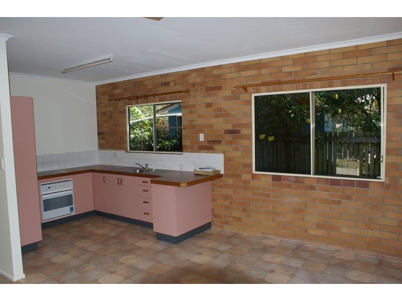 11 Keating Court, Armstrong Beach QLD 4737
