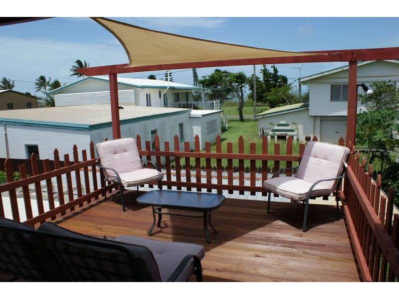 75 Zelma Street, Grasstree Beach QLD 4740