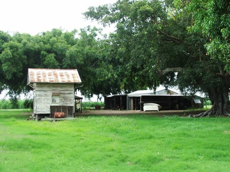 Lot 4 & 6 Loadsman Road, Carmila QLD 4739