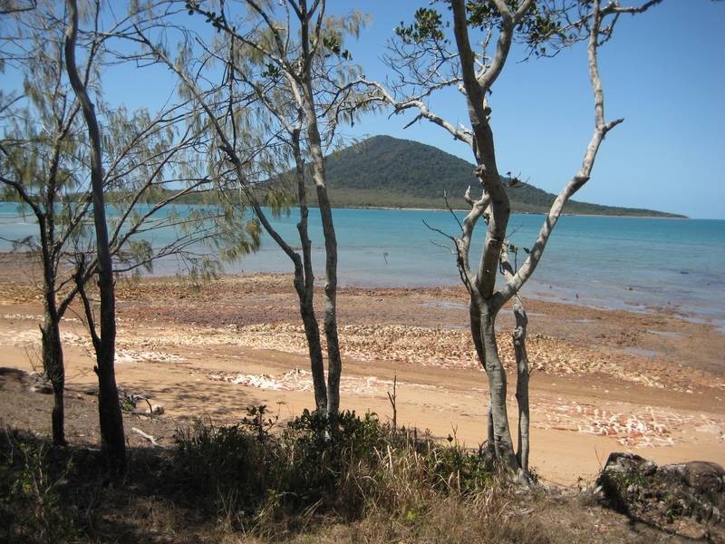 Lot 4 & 6 Loadsman Road, Carmila QLD 4739