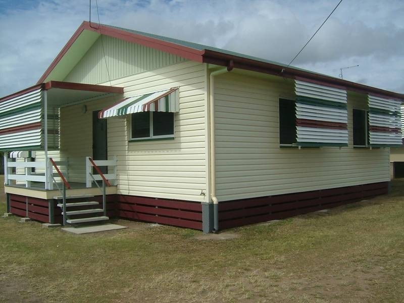 30 Place Avenue, Sarina QLD 4737