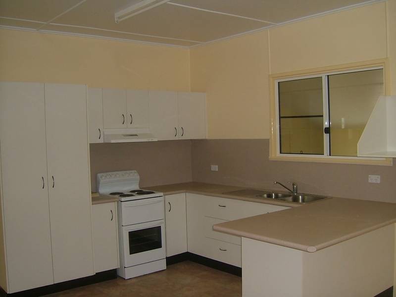 30 Place Avenue, Sarina QLD 4737