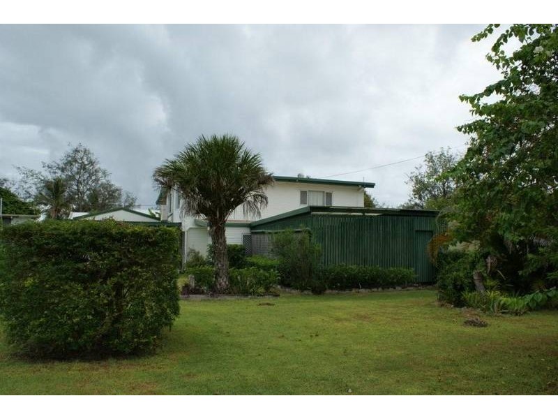 115 Zelma Street, Grasstree Beach QLD 4740