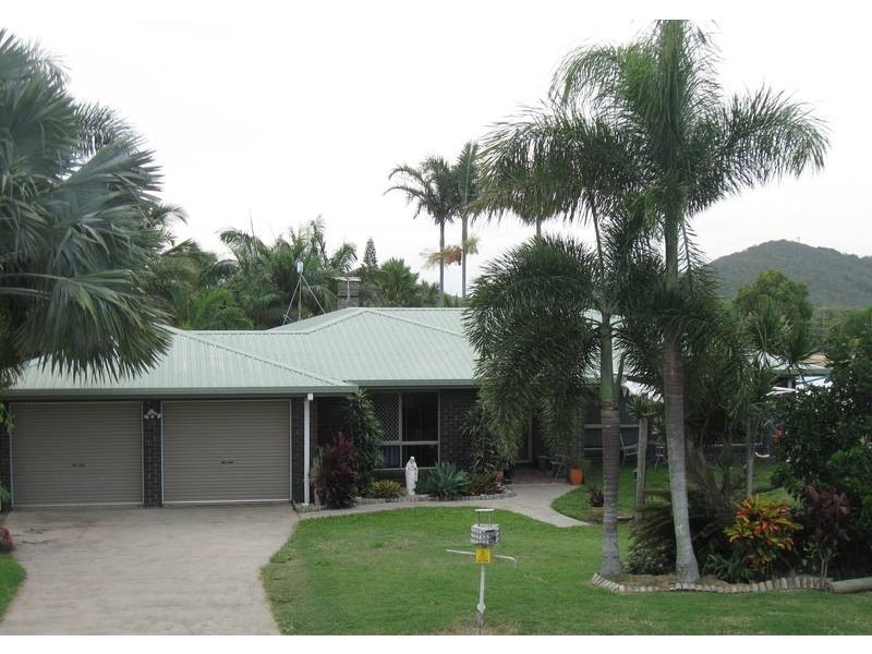 24 Hackett Court, Campwin Beach QLD 4737