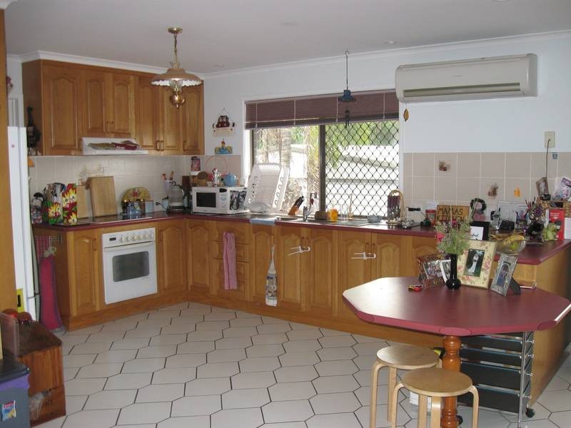 24 Hackett Court, Campwin Beach QLD 4737