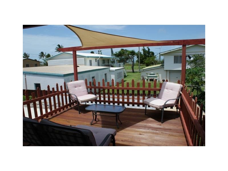 75 Zelma Street, Grasstree Beach QLD 4740