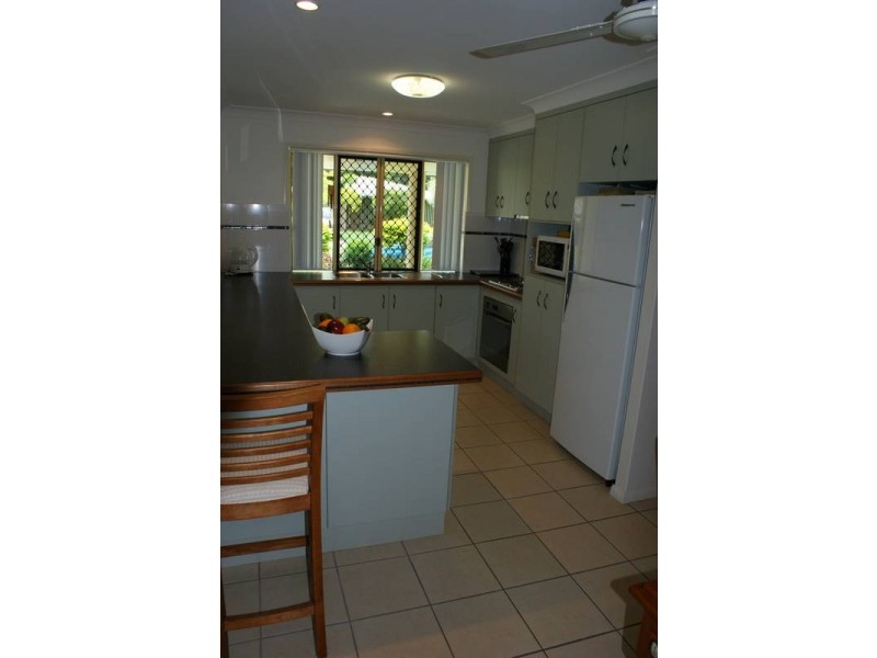 14 Lando Avenue, Sarina QLD 4737