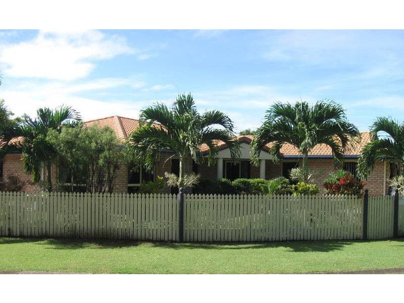 6 Clark Street, Grasstree Beach QLD 4740