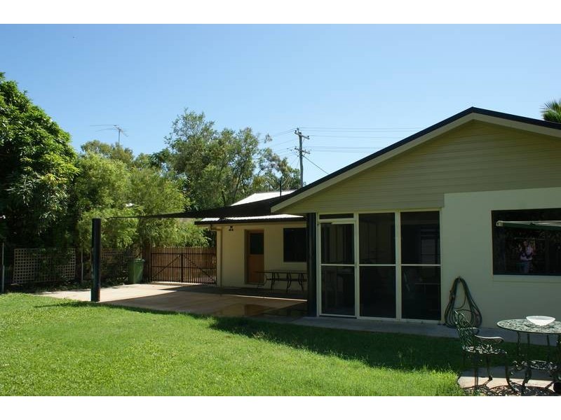 9 Crescent Street, Armstrong Beach QLD 4737