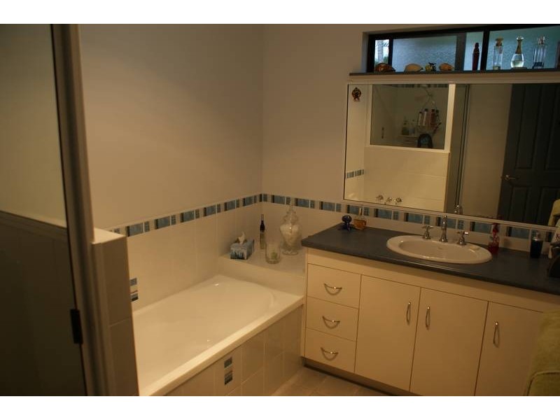 9 Crescent Street, Armstrong Beach QLD 4737