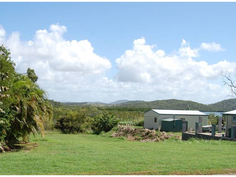 7 Hackett Court, Campwin Beach QLD 4737